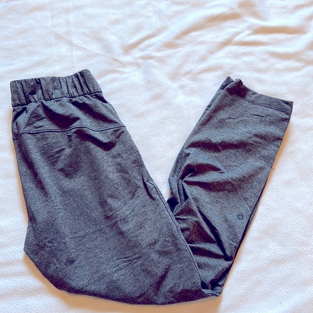 Lulu gray joggers
